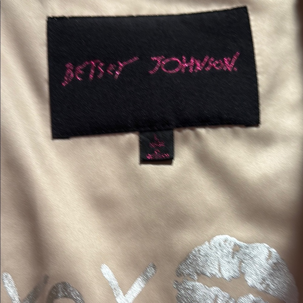 Betsey Johnson Quilted Tan Swing Jacket - Picture 5 of 9